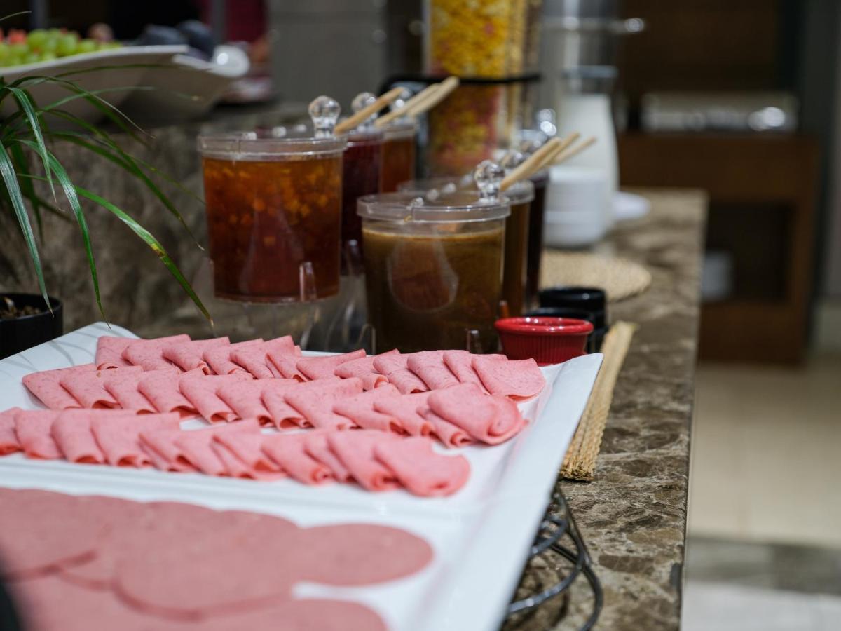 Merlin Hotel Istanbul Luaran gambar